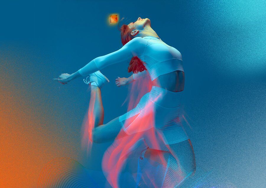 Мария Костюкова, куратор Мария Степанова. AVRORA — фитнес-трекер будущего